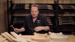 Мастер Fender Custom Shop о разнице Ольхи и Ясеня.