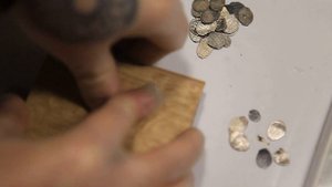 Как поднять рельеф на чешуйке и подготовить к продаже
