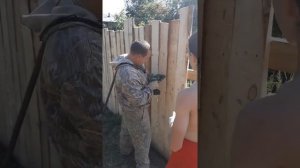 Новый забор на даче. Соседи в гневе.
