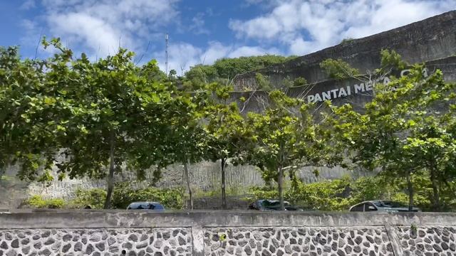 БАЛИ/ Страшно красивый пляж