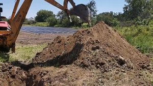 Копаем бассейн для полива