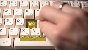 AKKO SWITCH SERIES EP04 | Akko V3 Cream Yellow vs. V3 Cream Yellow PRO Comparison | REALLY Better?