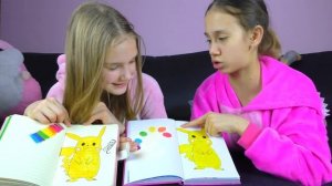 Ночёвка Двух Подруг! По Ночам мы РИСУЕМ в Скетчбуках