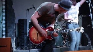 Драматика Соло гитариста