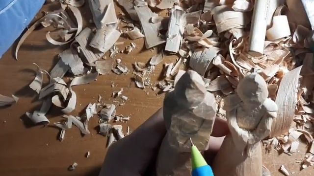 Резьба по дереву. Шахматы. Эльфы. Резные шахматы