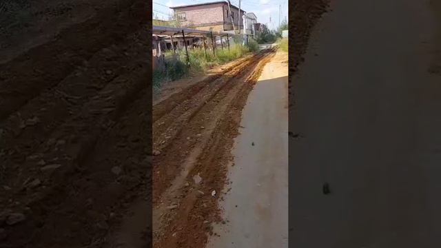 В социальных сетях гуляет видео 
с убиванием дороги
 по улице Энергетиков.