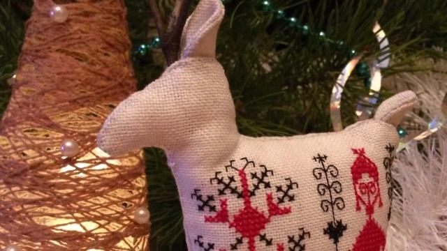 Медведица, Samplers and Stories, Primitive and Wood. Российские дизайнеры схем для вышивки
