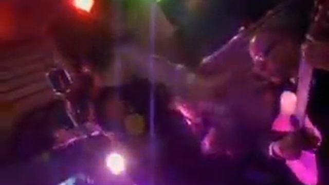 VANESSA MENDEZ NO DISCUTAMOS смотреть онлайн