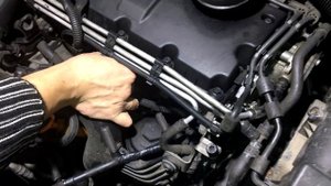 Замена свечей накала VW Golf 5 1.9TDI