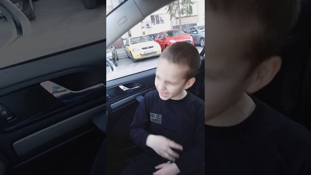 ЗАБАВЛЕНИЕ В КОЛАТА