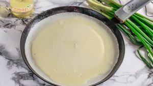 Салат с блинами и огурцом