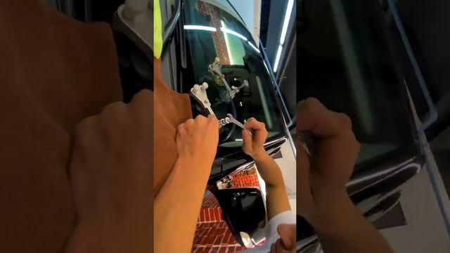 Ремонт сколов и трещин на лобовом стекле смотреть онлайн