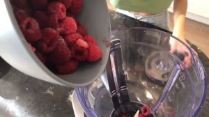 Малиновый сорбет - вкусное мороженное дома