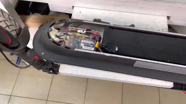 Xiaomi PRO 2 раскачали до 50 км/ч. смотреть онлайн