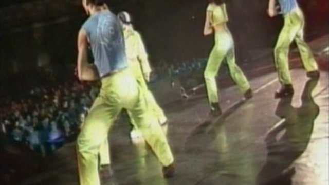 АЛЛА ГОРБАЧЕВА-5 ЧАСОВ НА УЛИЦЕ 2001 Г смотреть онлайн