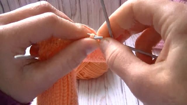 Вяжем пинетки спицами. смотреть онлайн