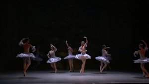 Танец снежинок из балета "Щелкунчик"