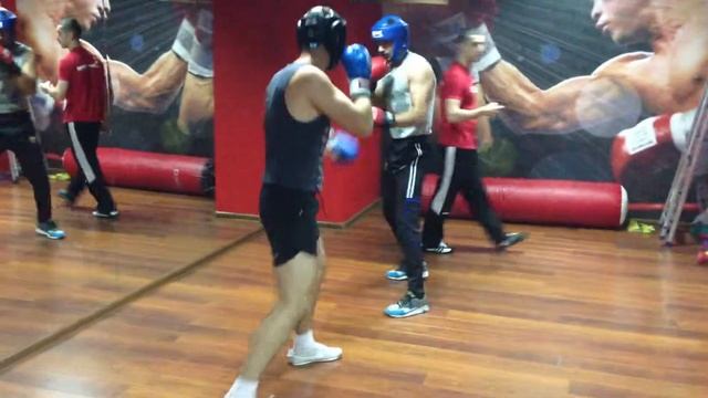 Бокс 11.09.13 Ленинградская площадь (IMG 1554) смотреть онлайн