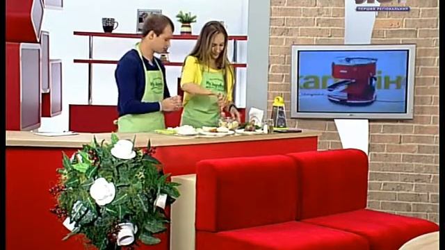 Сніданок. Гарячі бутерброди з грибами та беконом смотреть онлайн