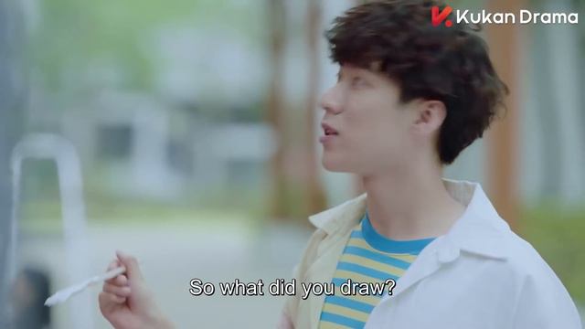 灰姑娘在学长面前一直夸男同学，学长吃醋忍不住努嘴翻白眼🤭 | clip 初恋那件小事 A Little Thing Called First Love смотреть онлайн