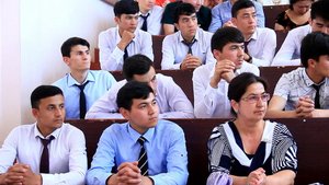 В Таджикистане число выпускников 11-го класса в этом году составляет всего 105 тысяч 839 человек