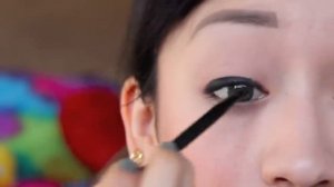 9 Different Eyeliner Looks | EASY Eyeliner Tutorial for Beginners | How to do eyeliner