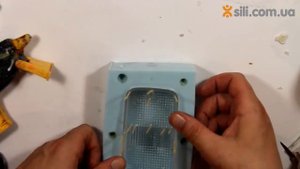 Литье тонкостенной детали прозрачным пластиком в силиконовую форму