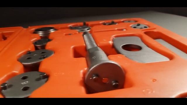 Набор для сведения тормозных цилиндров Ae&T TA-B1039, 15 предметов смотреть онлайн