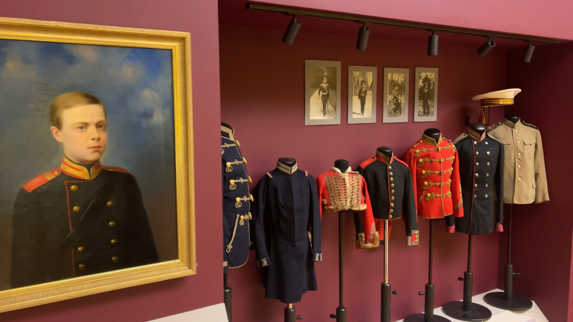 В музее-заповеднике "Царицыно" откроется выставка "Стать Романовым" / Город новостей на ТВЦ