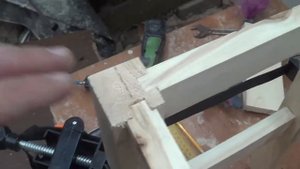 классический табурет своими руками из дерева