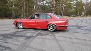 ДРИФТ на BMW e34, 3,0i "STROKKER"... НЕ СТАРЕЮТ ДУШОЙ ВЕТЕРАНЫ...