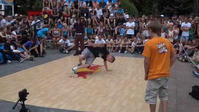 02 Ялта Саммер Джем 2011_джуниор батл смотреть онлайн