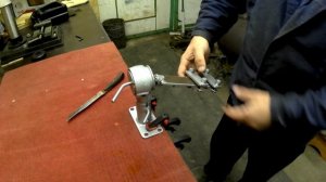 Тиски для ножедела