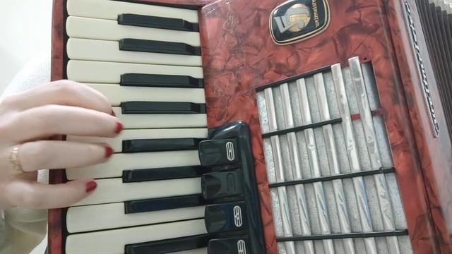 Припев, Мама еду я домой, на аккордеоне смотреть онлайн