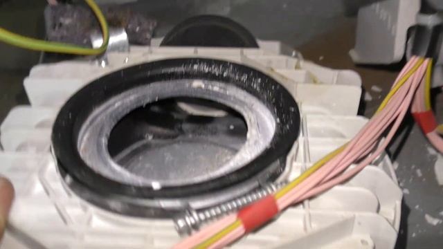 Как работает сливной клапан в промышленных стиральных машинках смотреть онлайн