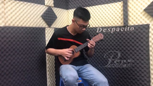 Despacito - Test ukulele soprano YAEL смотреть онлайн