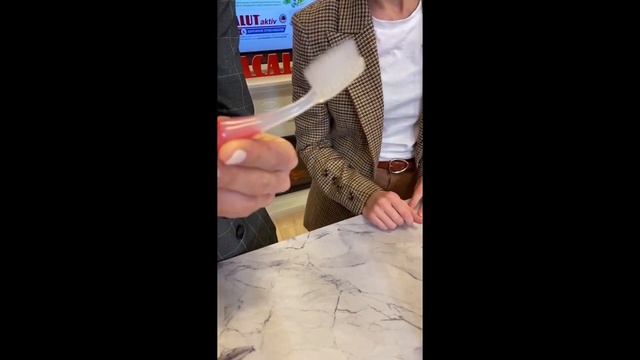 LACALUT Аktiv зубная щетка смотреть онлайн