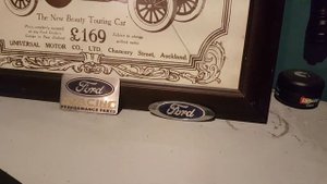 MotorMax, 1:24th Scale, 1964 Ford Mustang Convertible.