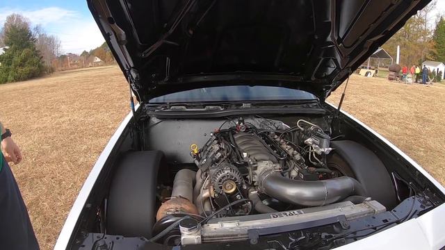 Christmas Tree Pickup in my 800HP Buick смотреть онлайн