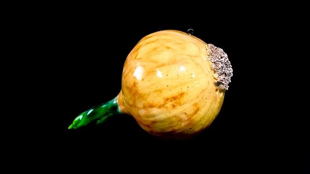 Скульптура «Лук пророщенный малый» смотреть онлайн