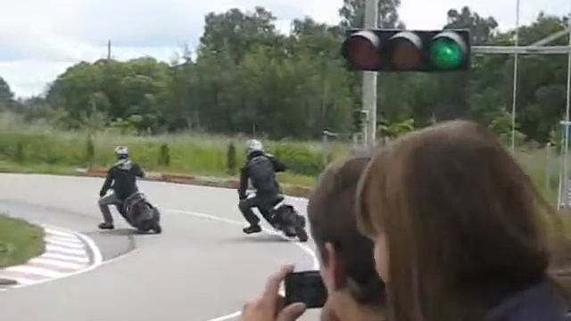 Скутерное кольцо смотреть онлайн