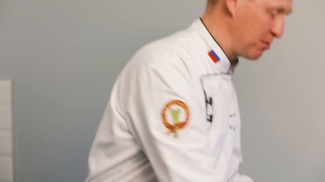 САЛАТ С АВОКАДО И ЛОСОСЕМ | Попробуйте этот новый рецепт