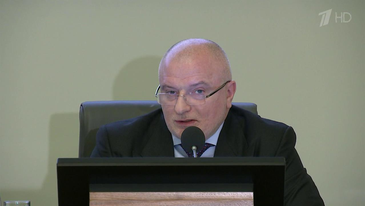Созданная президентом группа для подготовки изменений в Конституцию приступила к работе