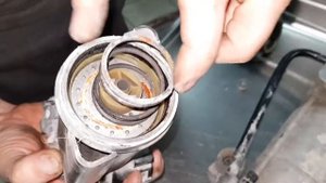 как разобрать компрессор пневмоподвески мерседес w220