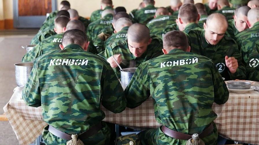 Срок и нахождение в дисбате! Как дисбат дает возможность перевоспитаться. Солдаты, суровость смотреть онлайн