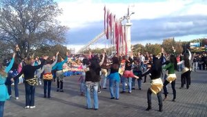 Флешмоб белли данс Воробьёвы горы 08.09.2012