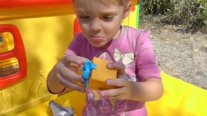 VLOG настоящий Далматинец Наша собака / Открываем большие киндеры Kinder Maxi