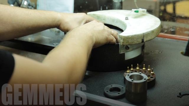 Огранка драгоценных и полудрагоценных камней в Москве