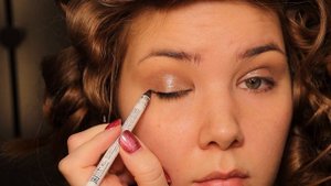 ИДЕАЛЬНЫЙ МАКИЯЖ НА ВЕЧЕР ДЛЯ НАВИСШЕГО ВЕКА. МАКИЯЖ БЮДЖЕТНОЙ КОСМЕТИКОЙ. КАК СКРЫТЬ НАВИСШЕЕ ВЕКО