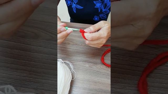 Художественный труд.  6 класс. Искусство вязания.  Вязание крючком.  Приёмы и техники вязания.